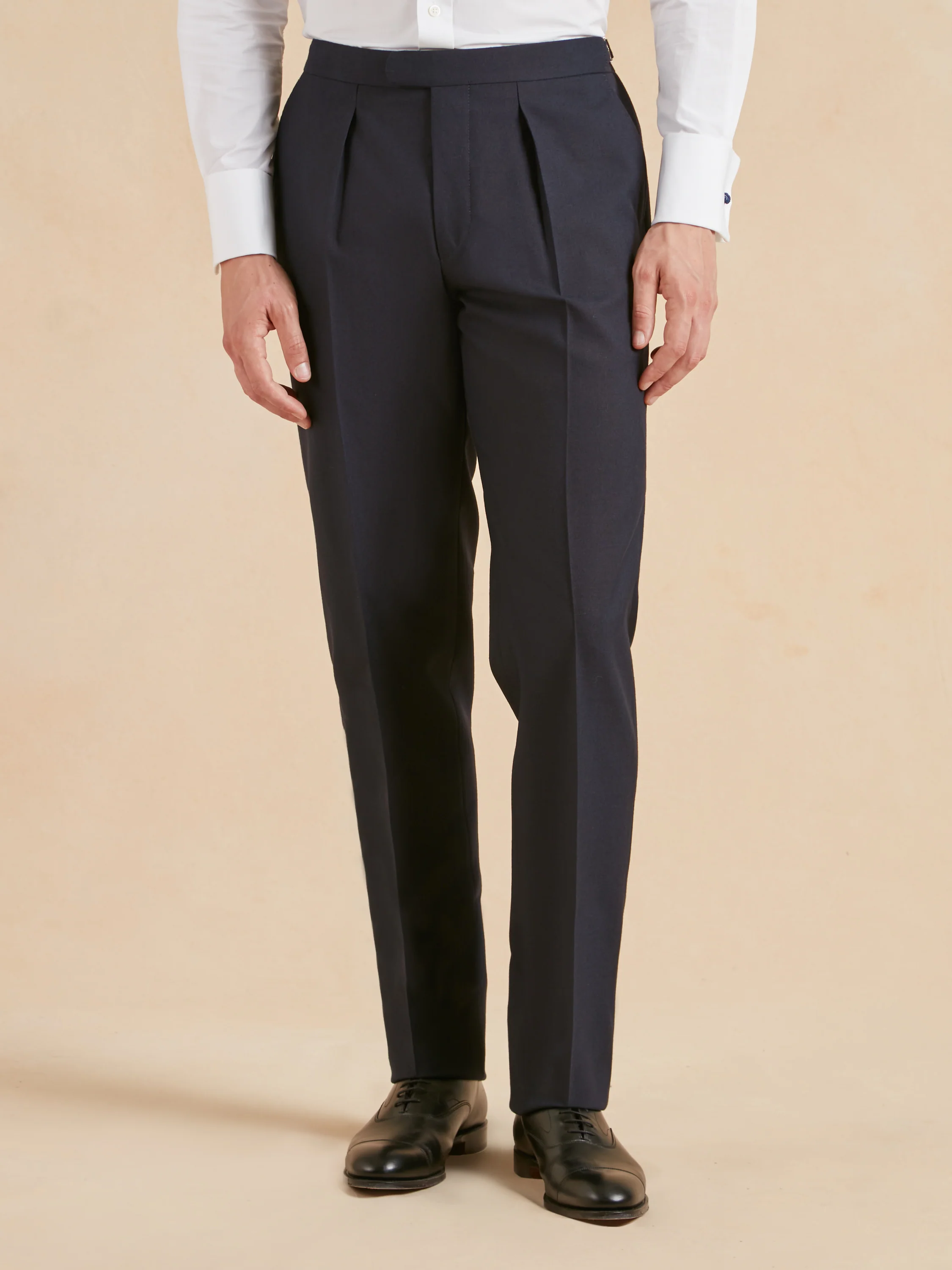 Cadogan Classic Fit Suit - Navy Plain Weave Wool - Image 7