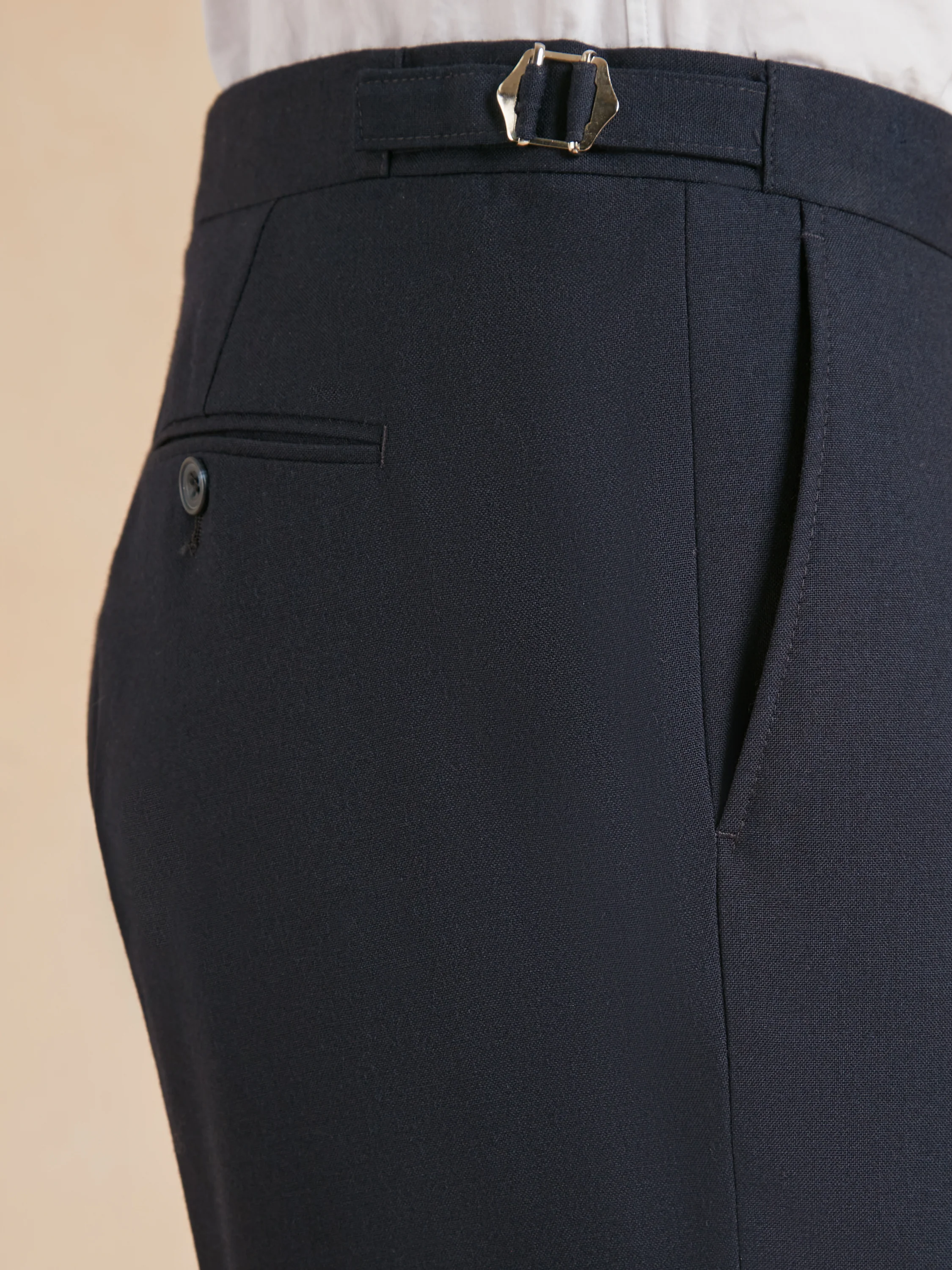 Cadogan Classic Fit Suit - Navy Plain Weave Wool - Image 8