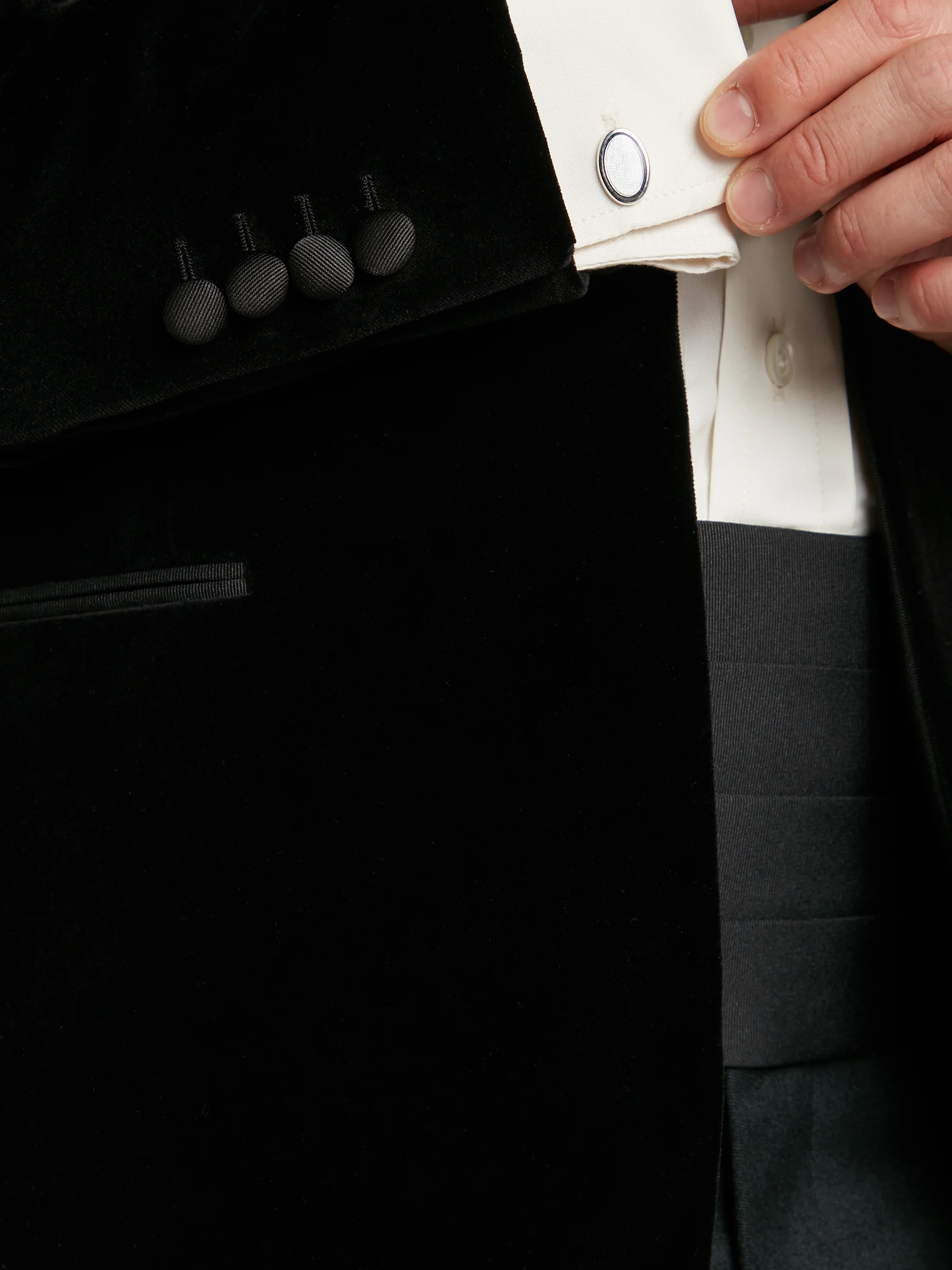 Carlyle Smoking Jacket - Black Velvet - Image 4