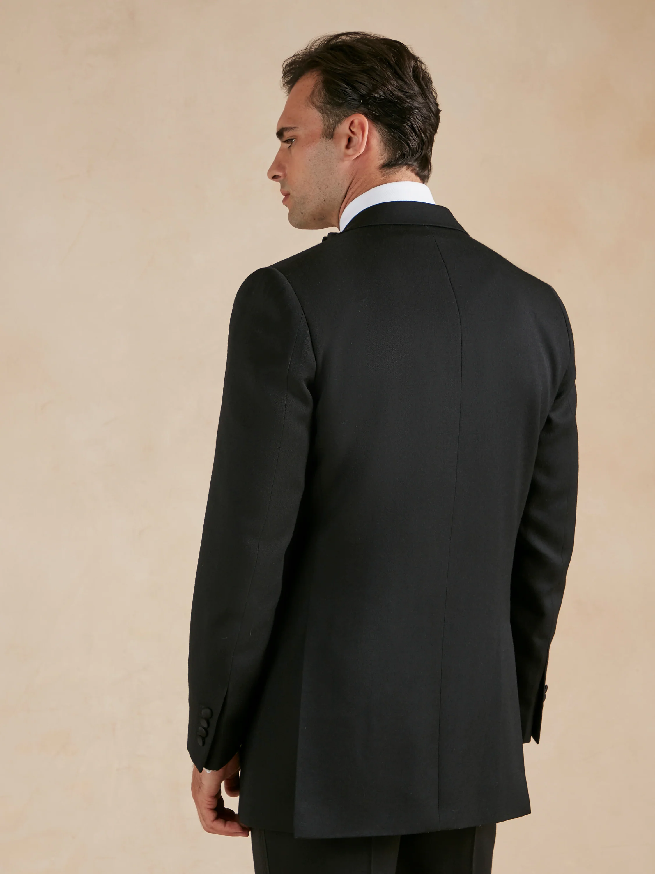 Dinner Suit Hire - Single Breasted Jacket, Trousers, Shirt & Bow Tie - Image 3