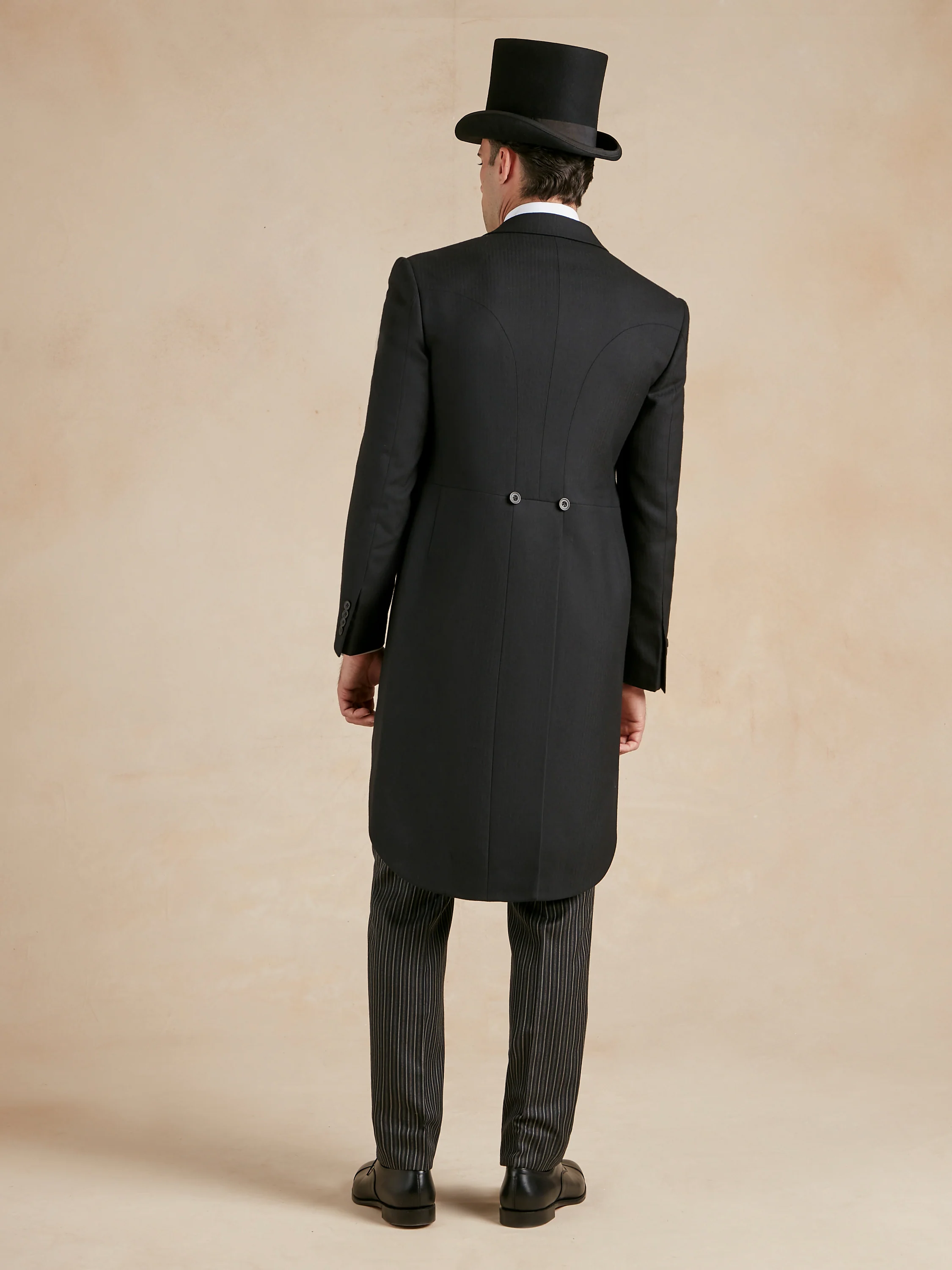 Morning Suit Hire for Royal Ascot - Morning Coat, Trousers, Single Breasted Waistcoat & Top Hat - Image 5