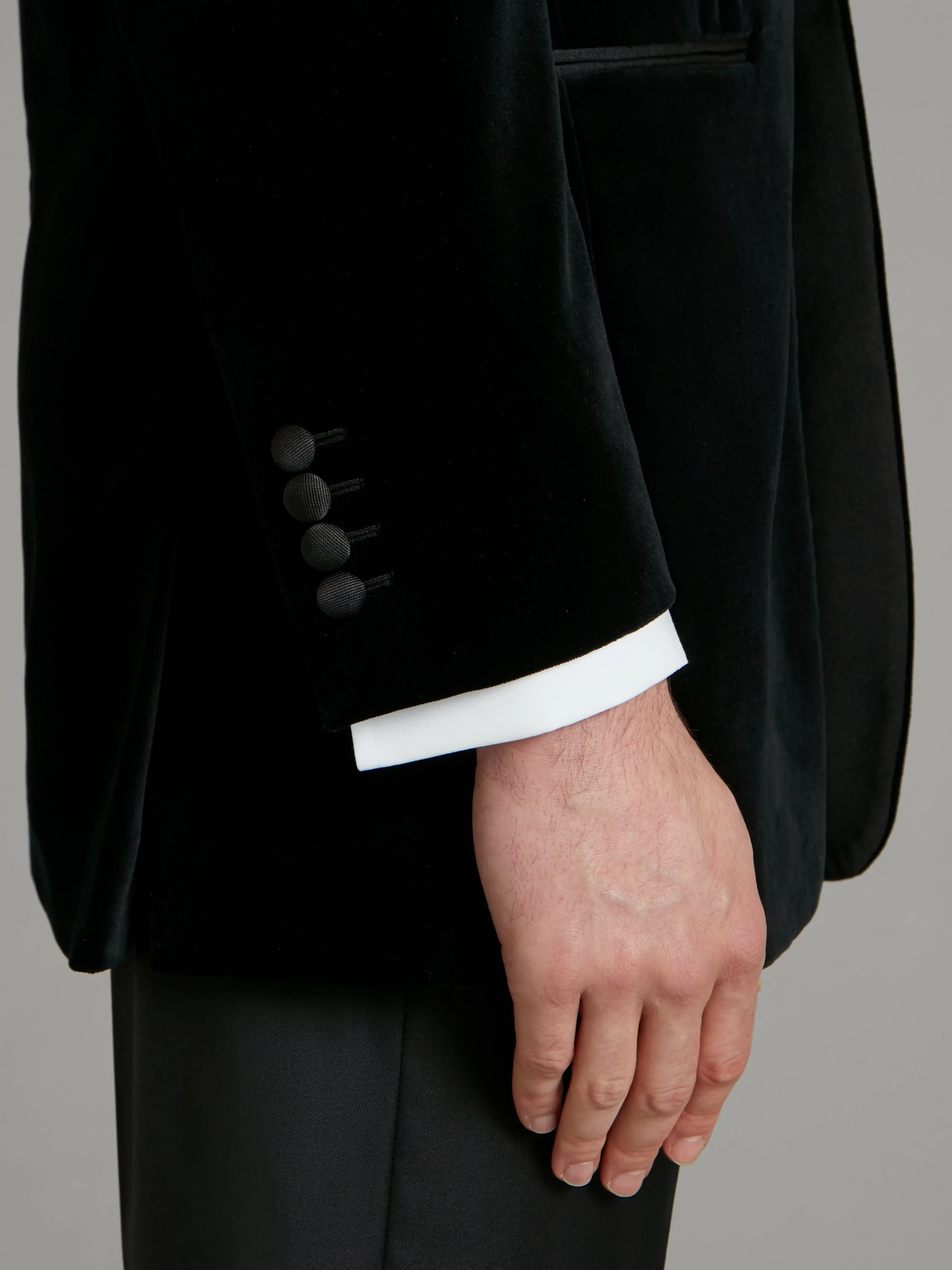 Whittaker Smoking Jacket - Black Velvet - Image 4